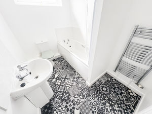 Photo 7- click for photo gallery